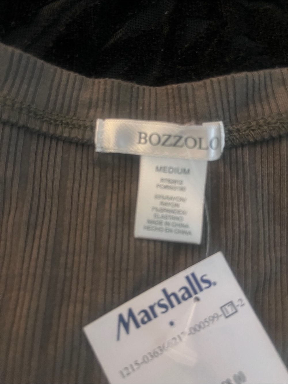 V-Neck Cropped Tee - Picture 2 of 2
